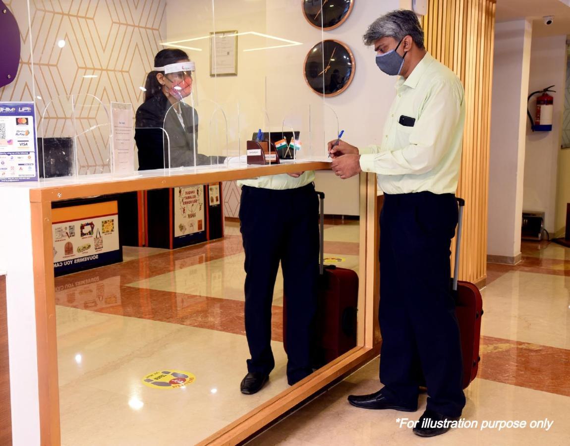 Oyo 14826 Ashoka Executive Otel Evrengabad Dış mekan fotoğraf